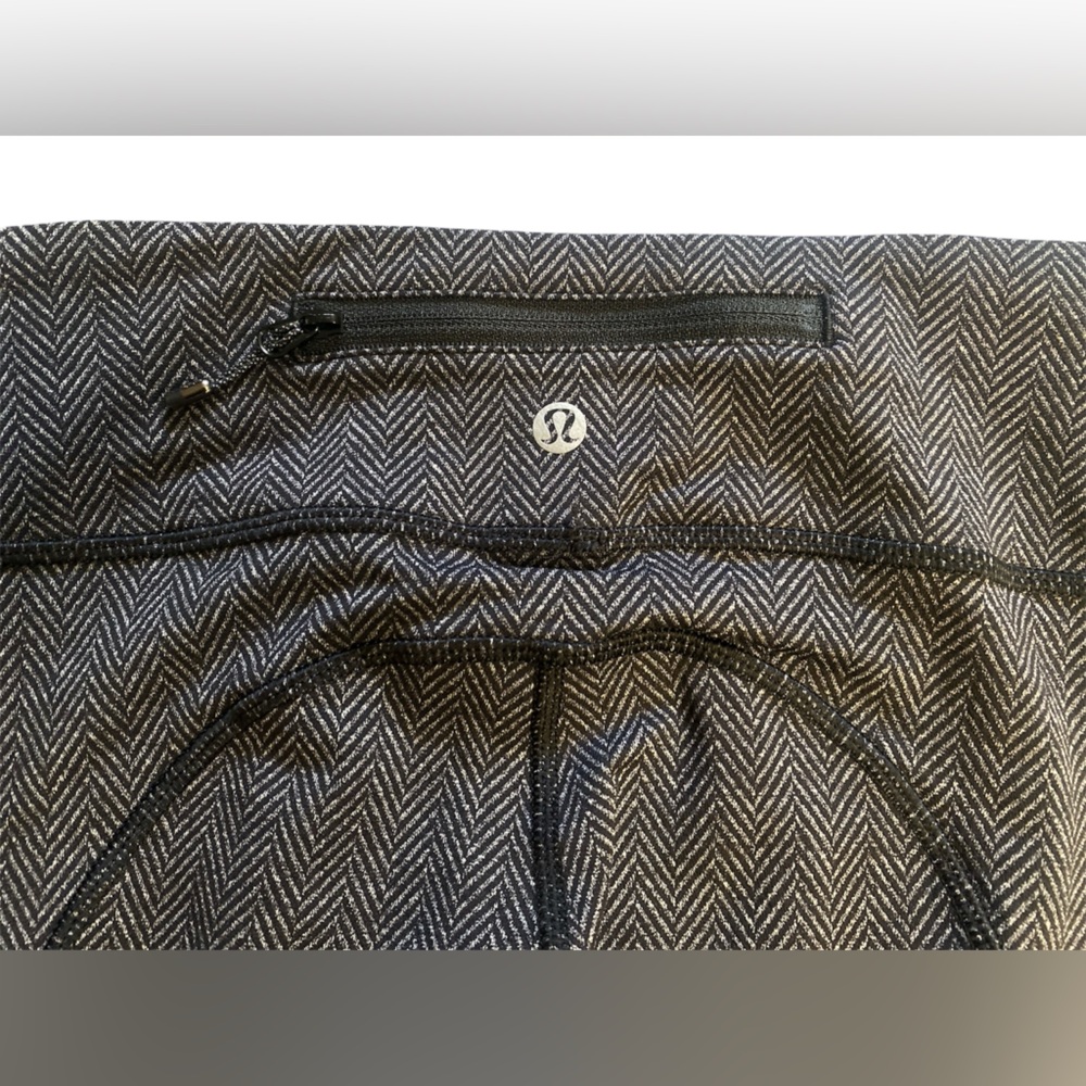 lululemon athletica Gray Leggings - Picture 5 of 7